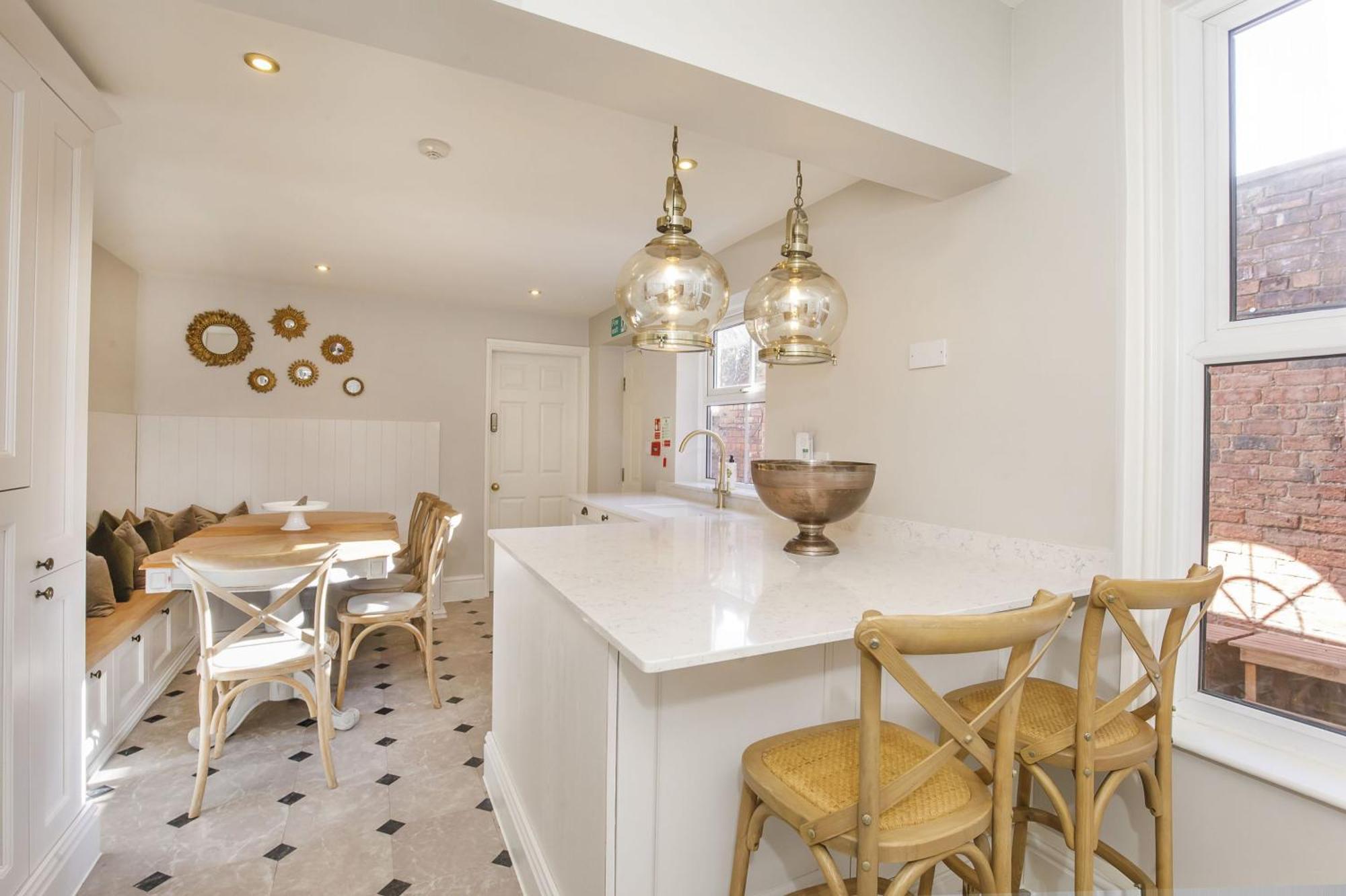 Alexander House Holiday home *